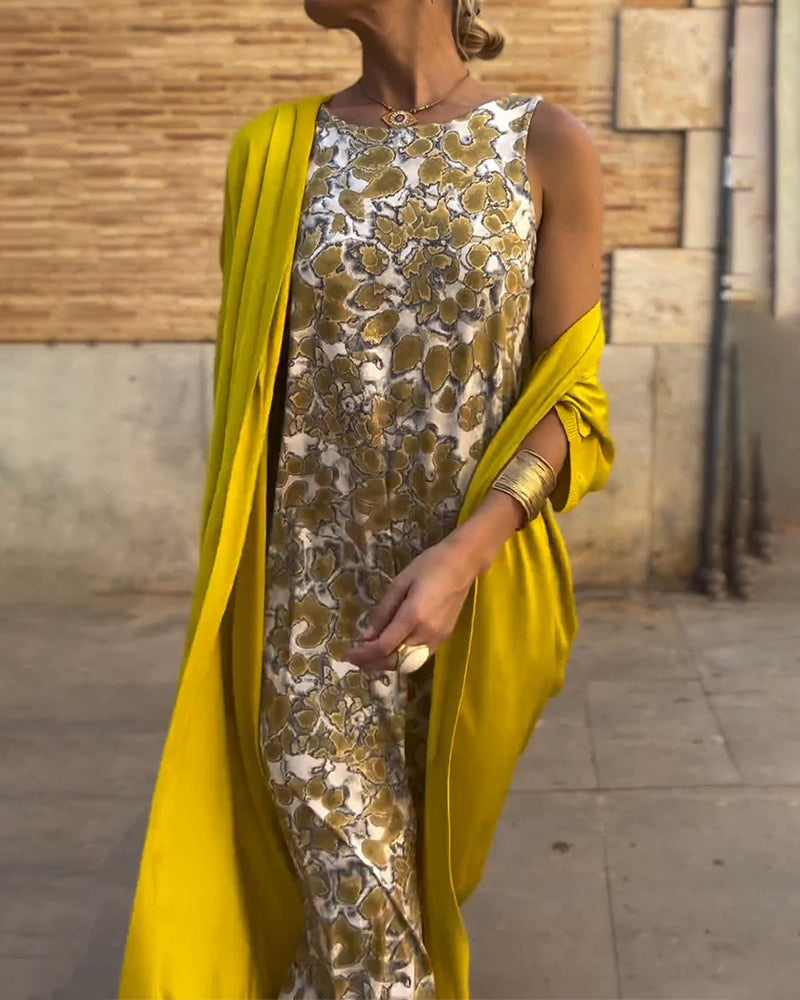Joan™ | Elegant two-piece suit with vintage print