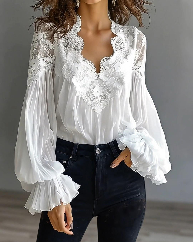 Ilvara | Elegant Lace Blouse